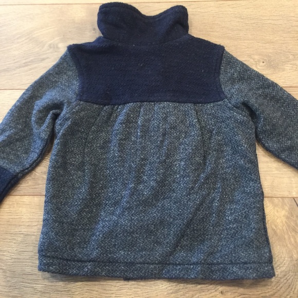 Jacket - Picture 5 of 5